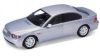 Игрушка модель машины 1:18 2002 BMW 745I.